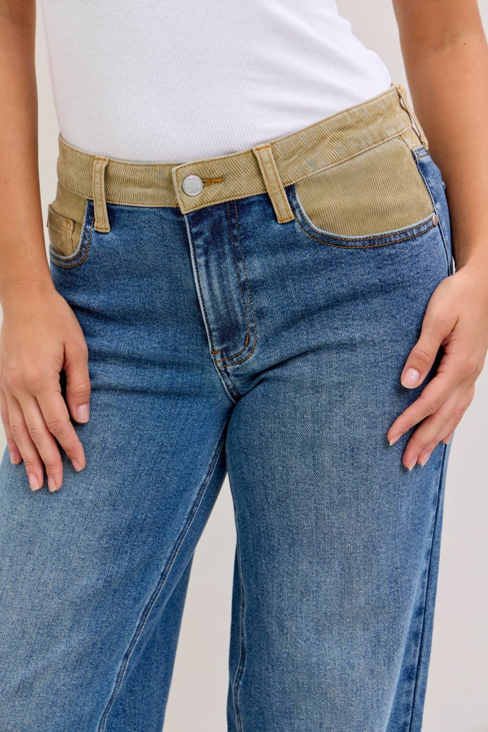 MR Column Straight With Corduroy Waist