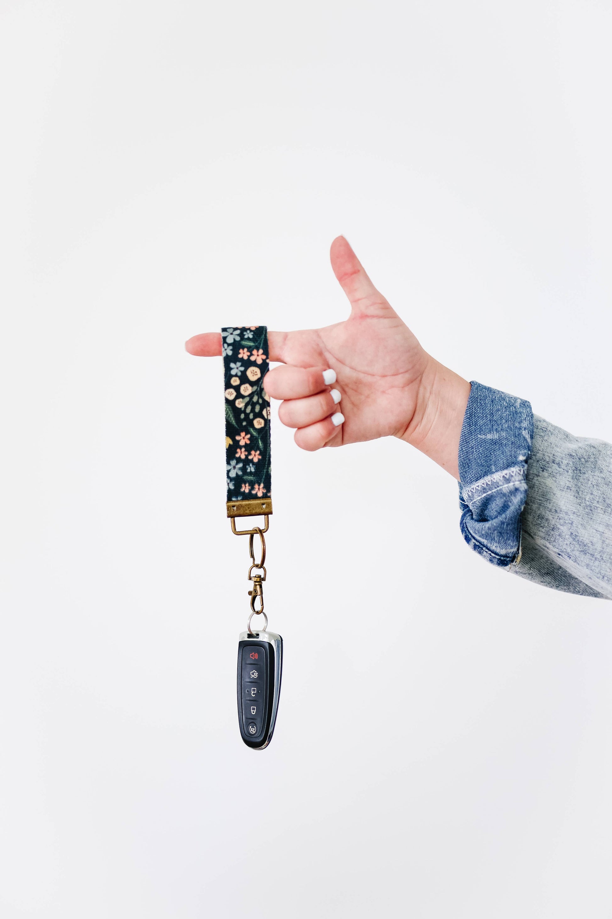 Canvas Wristlet Lanyard