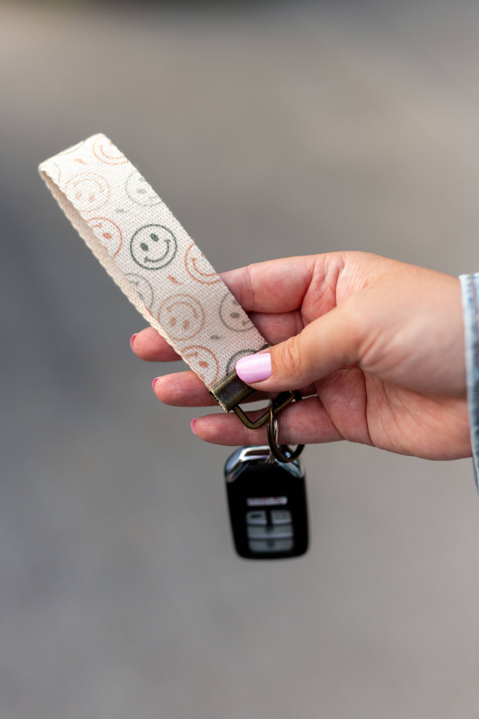 Canvas Wristlet Lanyard