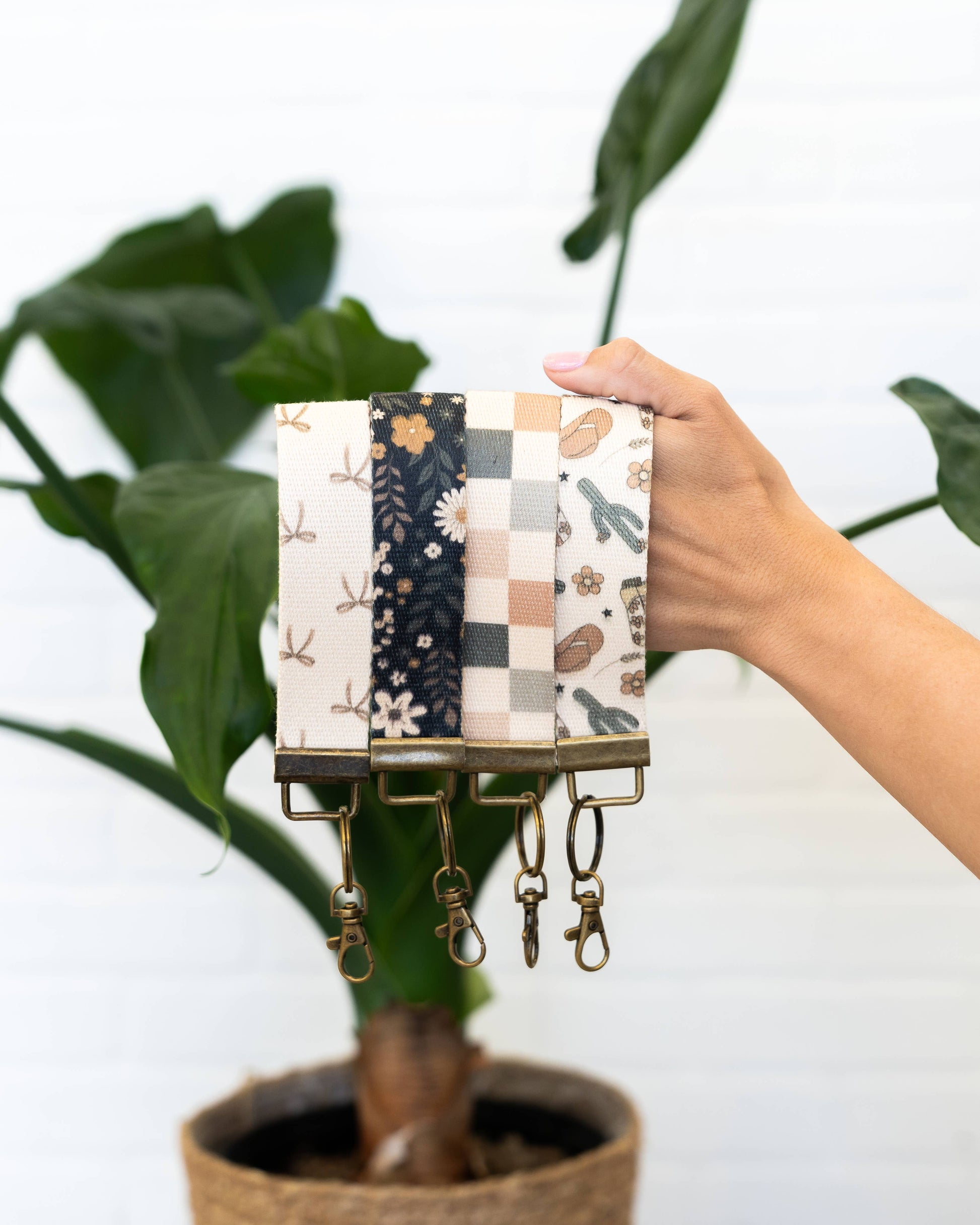 Canvas Wristlet Lanyard