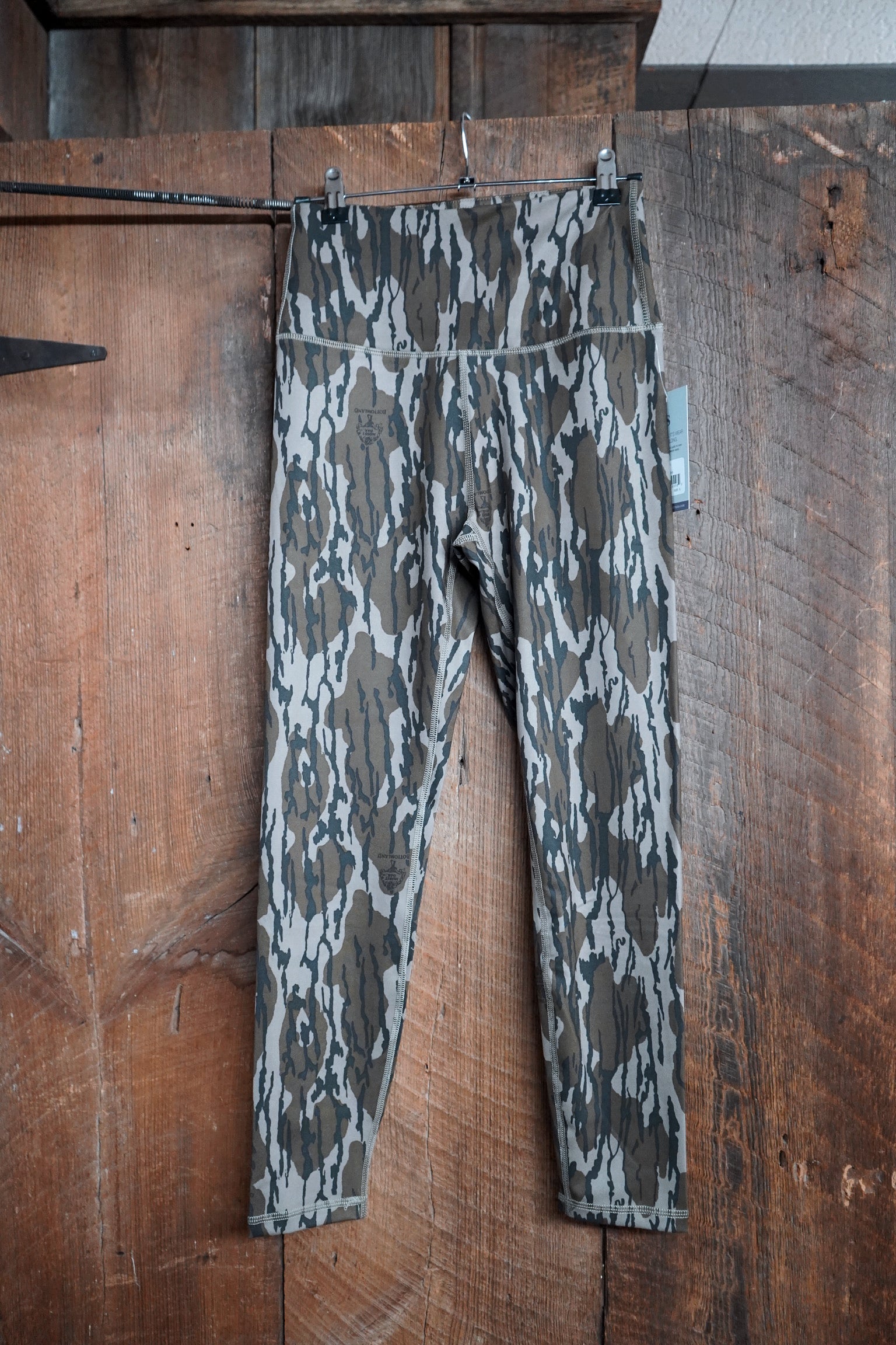 LG Bottomland Camo High Waisted Pocket Leggings