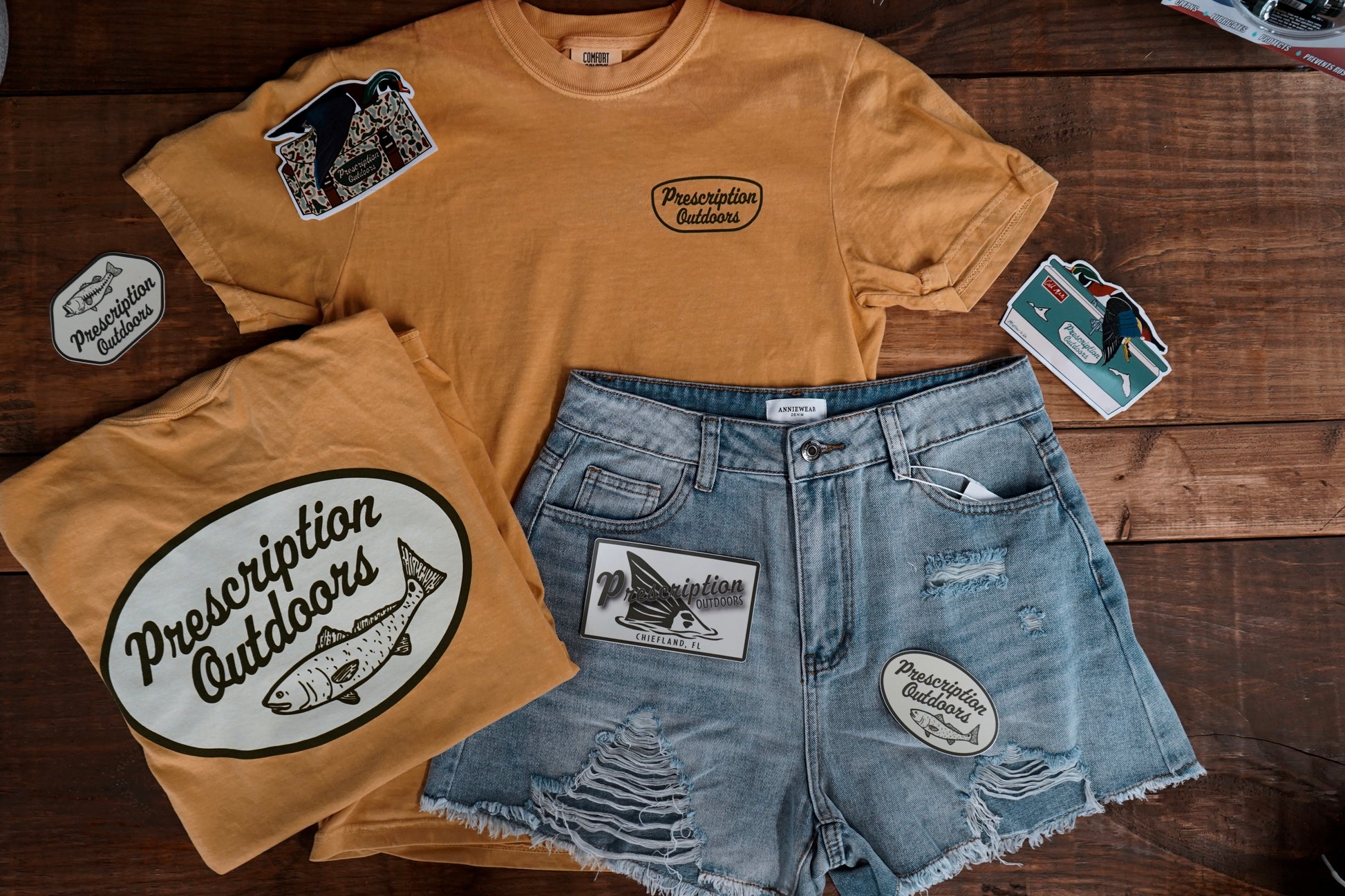 Catch & Chill Tee