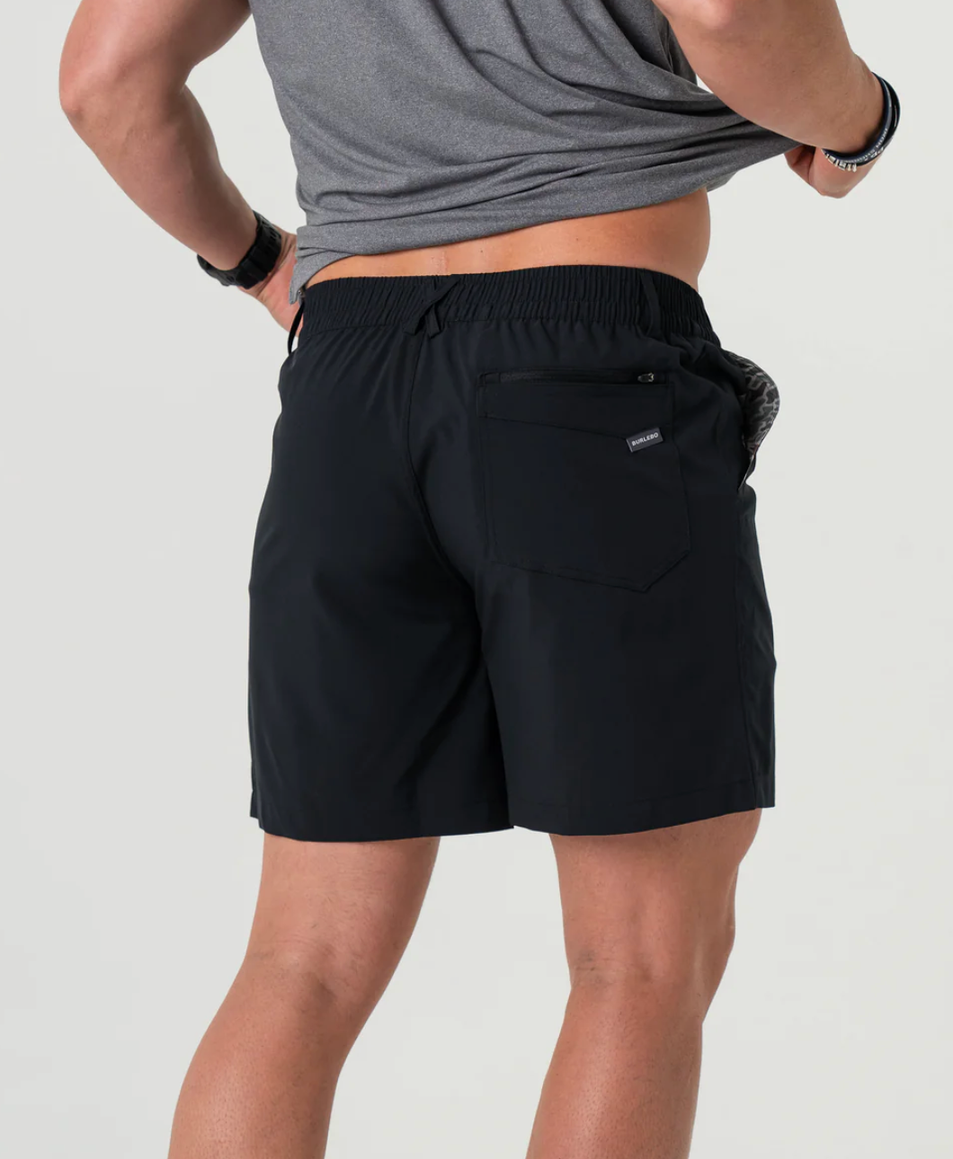 Everyday Shorts Black 7"