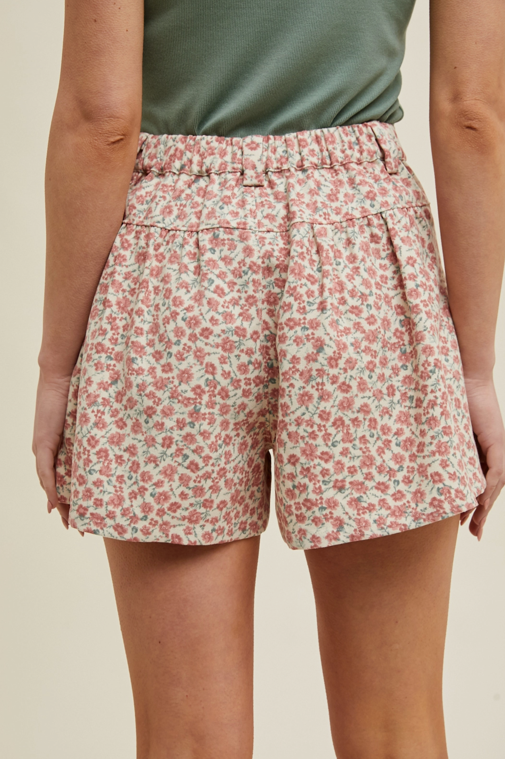 Floral Wide-Leg Shorts (Cream/Mauve)