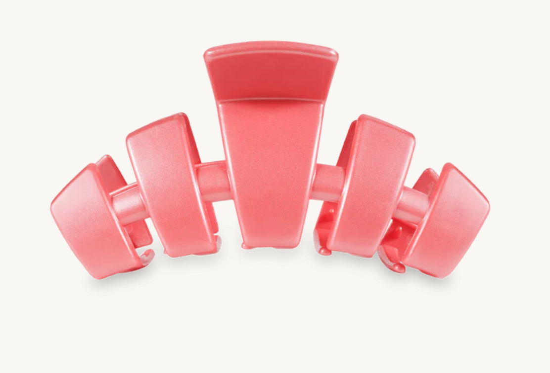 Calming Coral Classic Claw Clip